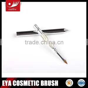 Retractable Lip Brush thumbnail-1