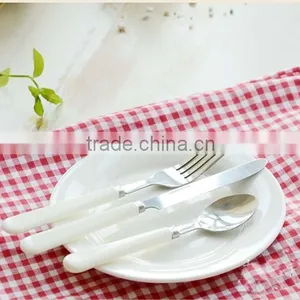 Wholesale China Factory Export Cheap Mini Willow Wicker Empty Picnic Basket for Two Person thumbnail-6