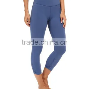 Custom Solid Color Shinny Yoga Pants Tight Sport Running Pants for Women thumbnail-2