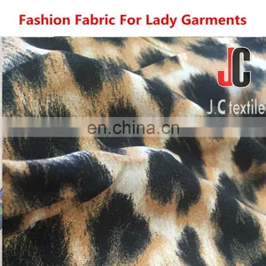 Rayon Fabric Importers Raw Material Gold Print Design 100% Rayon Silk Soft Poplin Printed Fabric thumbnail-2