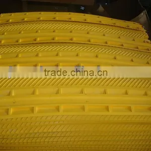 Plastic Single Channel Drop Over Cable Guard thumbnail-3