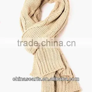 Crochet Hand Knit Acrylic Scarf thumbnail-1