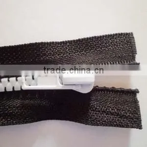 5# Plastic Resin YKK Teeth Zipper Open End Zipper New Style Zipper Coate Zipper thumbnail-3