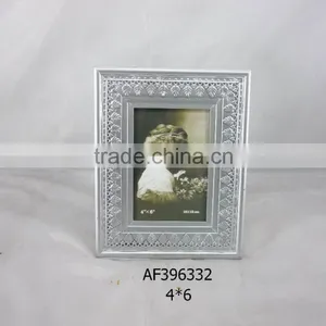Wood Plain Antique Silver Lovely Photo Frame With Metal Trees Around 4 Sides thumbnail-1