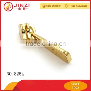 Professional Ladies Handbag Metal Parts,zinc Alloy Zipper Puller With Engraved Logo thumbnail-4