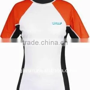 Very Cool Quality Custom Short Sleeve Rash Guard for Woman thumbnail-1