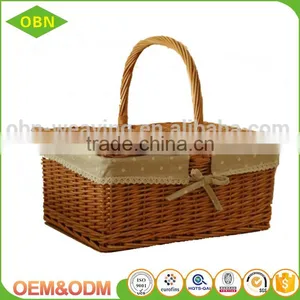 Custom China Hand Woven Eco-friendly Material Cheap Handle Empty Wicker Picnic Baskets With Lid thumbnail-3