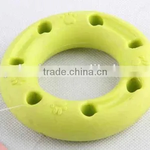 TPR Pet Toy Hollow Ring With Paw Patterns Hot Sale Dog Toy thumbnail-1