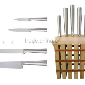 5-Pieces Knife Set: 5 Knives + Wooden Knife Block. thumbnail-1