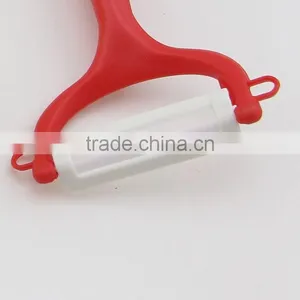 Ceramic Blade Plastic Handle Peeler thumbnail-3
