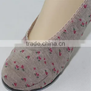 Flower Pattern Low Cut Women Socks thumbnail-3