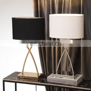 Accept OEM Custom Bedside Art Decoration Black Lampshade Warm Metal Modern Desk Lamp thumbnail-5