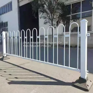 M-type Cast Iron Fence Hot Selling Iron Protective Railing Traffic Anti-collision Fence thumbnail-1