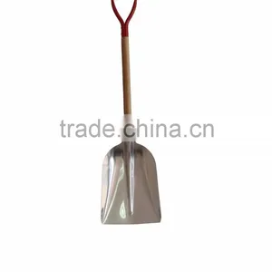 11" Aluminum Snow Shovel With Wooden Handle thumbnail-1