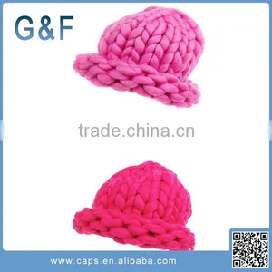 Super Thick Women Knitted Loopy Cap thumbnail-3