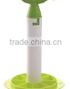 Plastic Pineapple Slicer thumbnail-1