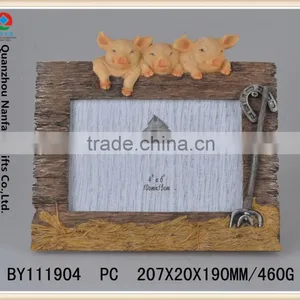 Farm Three Pigs Photo Frame Polyresin Home Decor thumbnail-1