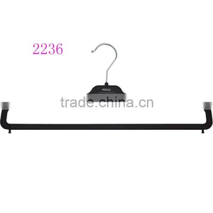 Chrome Hook Cheap Flat Pant Hanger With Foam With PVC Strip thumbnail-1