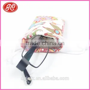 Custom Digital Printing Soft And Fashion Eyeglasses Pouch thumbnail-4