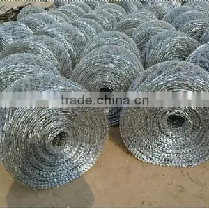 Galvanized Razor Blade Barbed Wire / Razor Wire Fence / Barbed Wire in China thumbnail-4