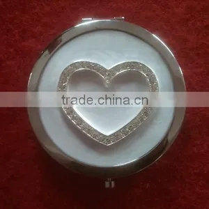 Pocket Makeup Mirror Coated by Enamel With Jewelled Metal Heart Design thumbnail-1