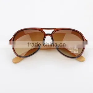 Brown Gradient Sunglasses Custom Bamboo Sunglasses Supplier's Choice thumbnail-4
