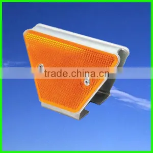 Yellow Reflective Delineator Reflector thumbnail-1