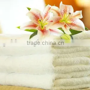 Embroider and Jacquard Bath Towel thumbnail-4