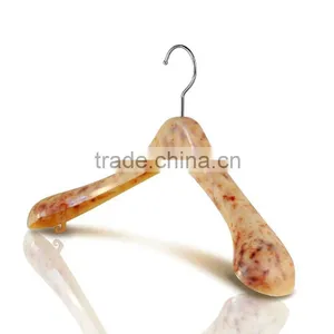 Japanese Browny Marbled Plastic Luxury Hanger for Hotel Equipment thumbnail-1