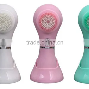 Pore Cleaning Brush thumbnail-1