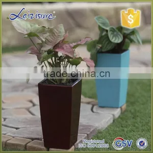 Made in China Round Baking Finish Self-watering Planters thumbnail-2