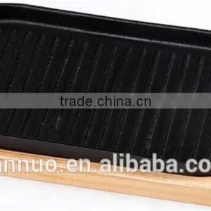Cast Iron Bakeware Plate With Wood Tray, Steak Plates thumbnail-1
