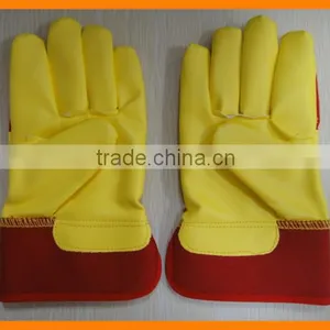 Kids Gardening Gloves thumbnail-2