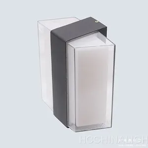 Outdoor Light thumbnail-2