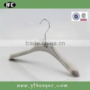HA6917 Custom Thin Velvet Hangers Women Coat Plastic Hanger thumbnail-3