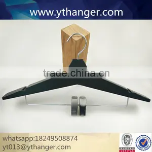 CY-656 Wholesale Custom Size Wooden Cloth Hanger Wooden Hanger for Suits Supplier's Choice thumbnail-1
