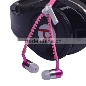 2016 Hot Selling In-ear Glowing Metal Earphone for Smart Phone thumbnail-6