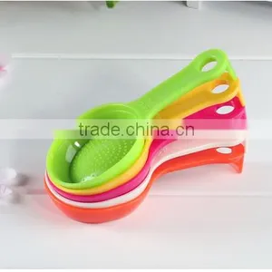 Plastic Measuring Spoon thumbnail-1