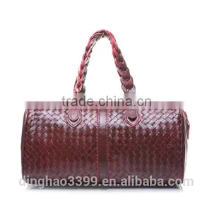 European Style Travel Bag Retro Red Leather Tote Bag,Waterproof Zipper Duffel Bag thumbnail-1