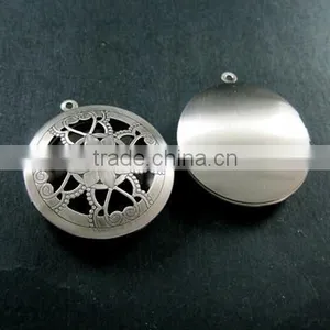 32MM Vintage Style Antiqued Silver Flower Filigree Round Photo Locket Pendants DIY Supplies 1113021 thumbnail-1