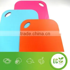 PP Plastic Scale Flexible Cutting Board thumbnail-5