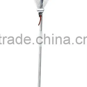 Telescopic Leaf Rake thumbnail-1