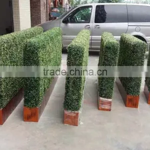 Outdoor Plastic Boxwood Hedge thumbnail-1