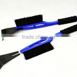 Snow Brushes With Ice Scraper,car Plastic Snow Brush (RSCW-03) thumbnail-1