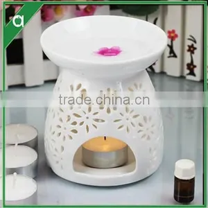 Apple Aroma Luxury Soy Wax Scented Candle in Glass Jar thumbnail-1