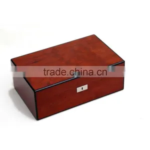 Custom Wooden Cigar Box thumbnail-3