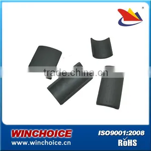 Large Isotropic Ferrite Arc Magnet thumbnail-1