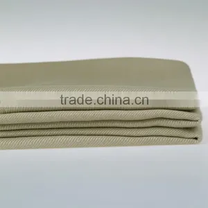 Hot Selling Cheap Soft Lightweight Travel Hotel Blanket thumbnail-3