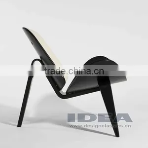 Replica Hans Wegner Shell Chair - Black Shell/ Cream White Fabric thumbnail-3
