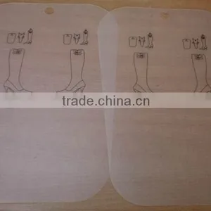 Plastic Shoe Tree thumbnail-1